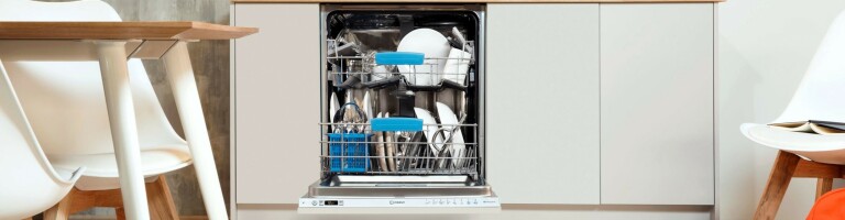 Посудомоечные машины Indesit: обзор практичных кухонных помощниц