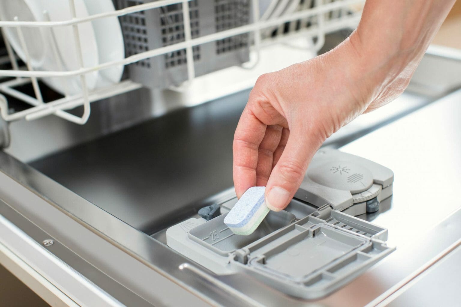 Почему в посудомоечной машине не растворяется таблетка