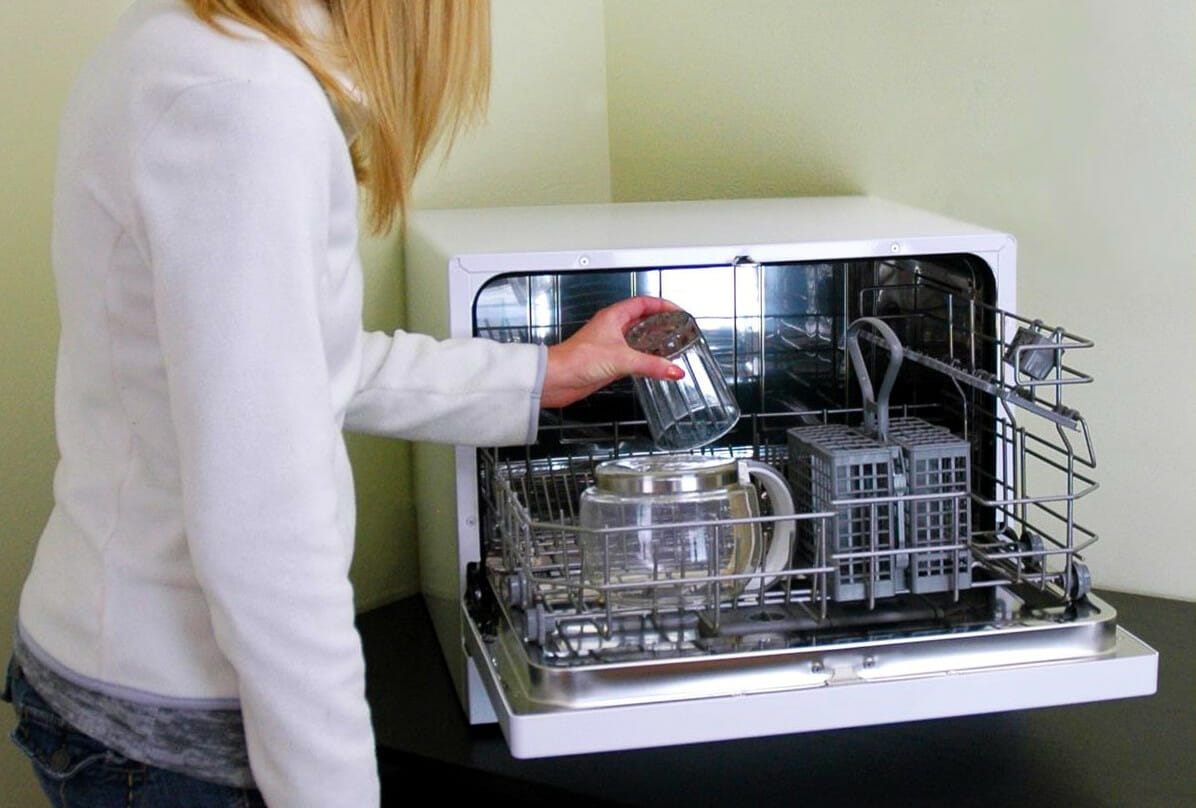 Использование настольной посудомоечной машины